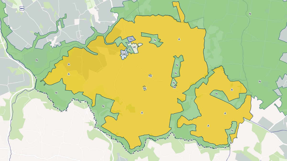 Aperçu cartographique de Saint-Fiacre, centré sur la commune