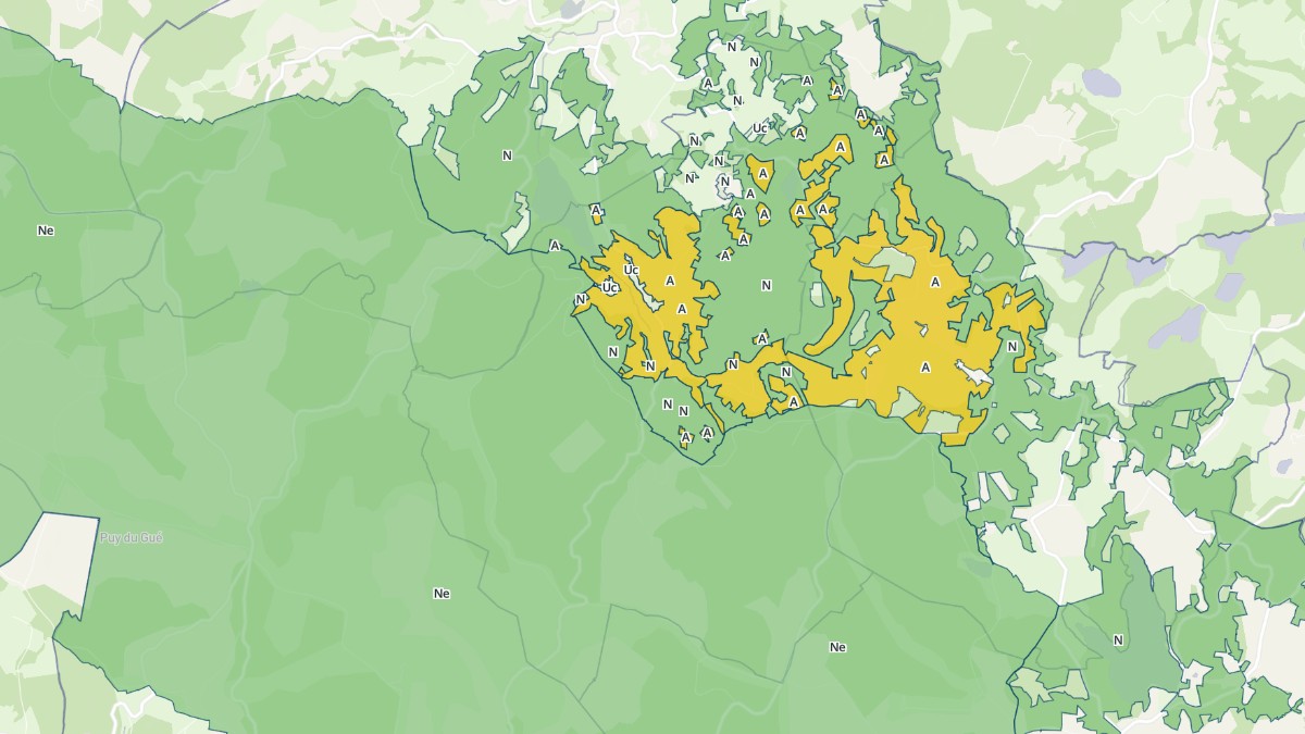Aperçu cartographique de Beissat, centré sur la commune