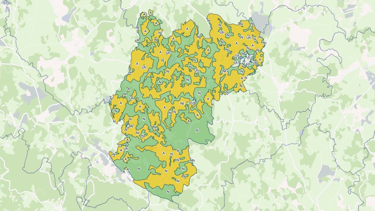 Aperçu cartographique de Mourioux-Vieilleville, centré sur la commune