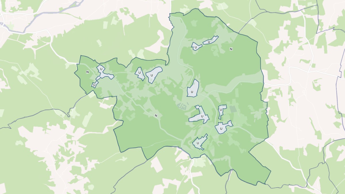 Aperçu cartographique de Brouchaud, centré sur la commune