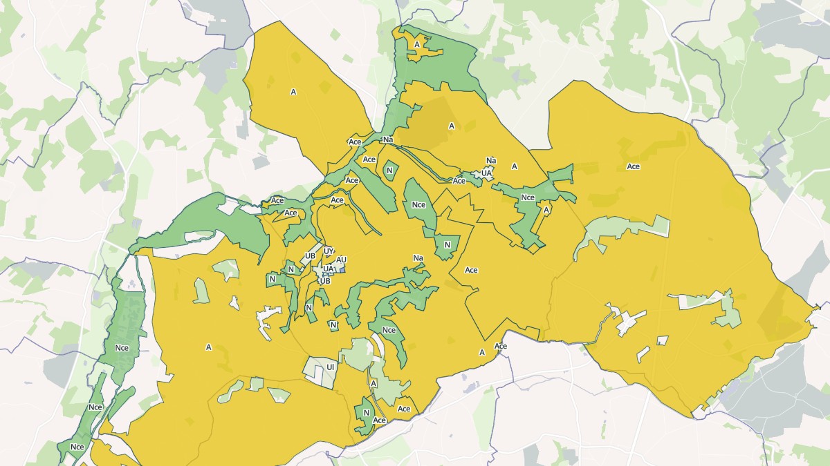 Aperçu cartographique de Champagne-et-Fontaine, centré sur la commune