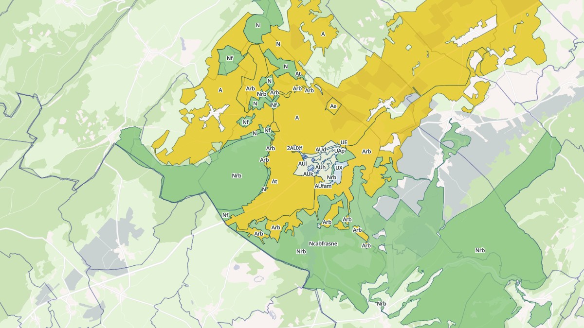 Aperçu cartographique de Frasne, centré sur la commune
