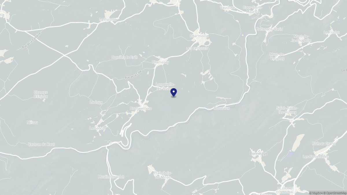 Aperçu cartographique de Longevelle-lès-Russey, centré sur la commune