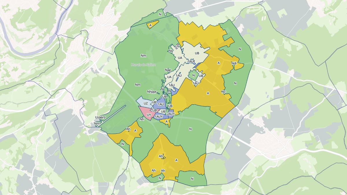 Aperçu cartographique de Saône, centré sur la commune