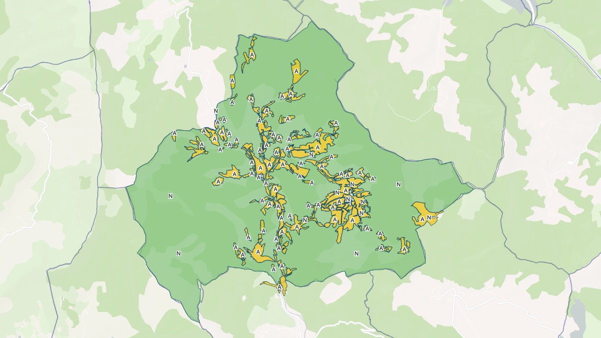 Aperçu cartographique de Bellegarde-en-Diois, centré sur la commune