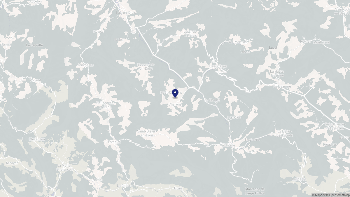 Aperçu cartographique de Charens, centré sur la commune