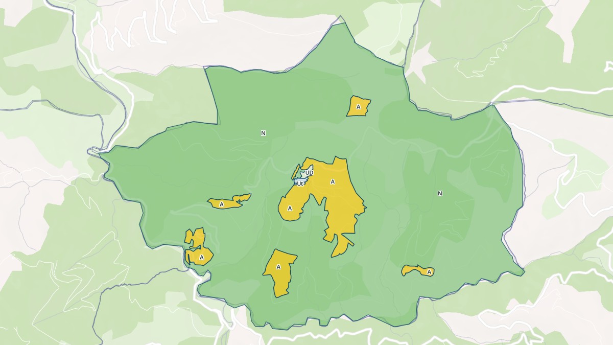 Aperçu cartographique de Pennes-le-Sec, centré sur la commune
