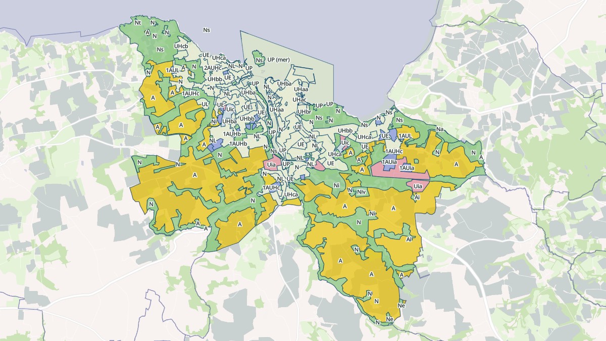 Aperçu cartographique de Douarnenez, centré sur la commune
