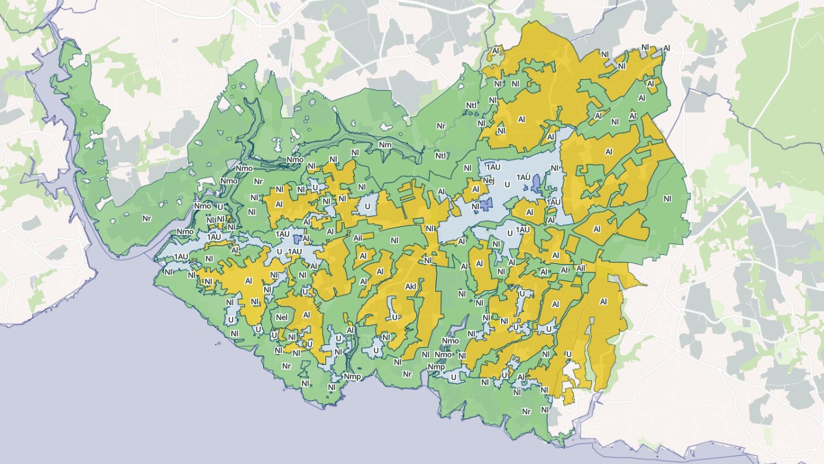 Aperçu cartographique de Moëlan-sur-Mer, centré sur la commune
