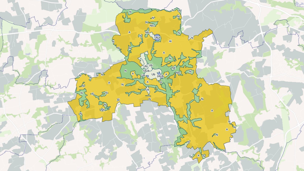 Aperçu cartographique de Plogastel-Saint-Germain, centré sur la commune