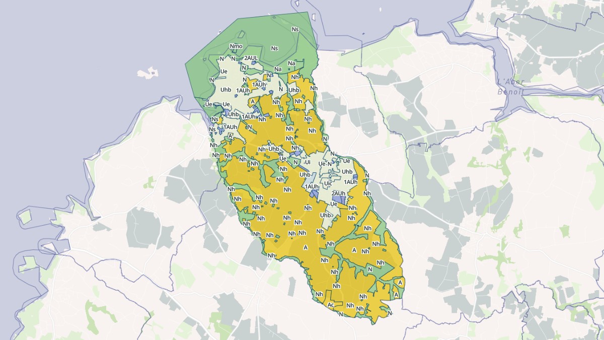 Aperçu cartographique de Ploudalmézeau, centré sur la commune