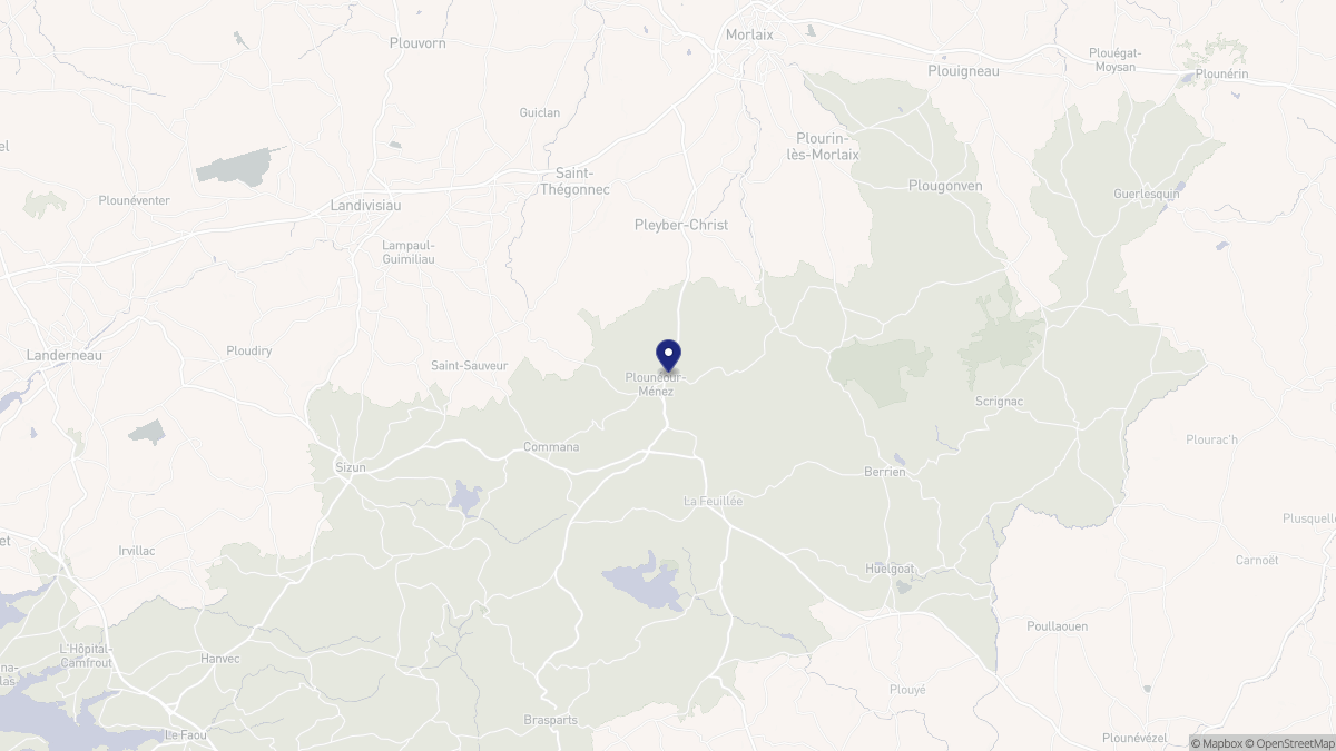 Aperçu cartographique de Plounéour-Ménez, centré sur la commune