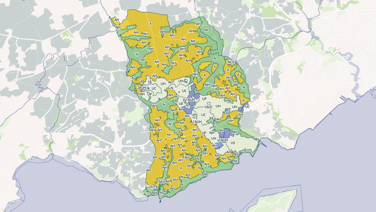 Aperçu cartographique de Plouzané, centré sur la commune