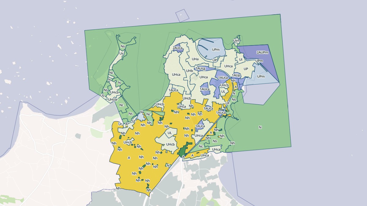 Aperçu cartographique de Roscoff, centré sur la commune
