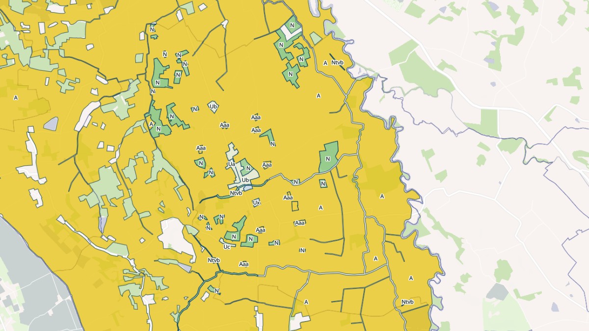 Aperçu cartographique de Ladevèze-Rivière, centré sur la commune