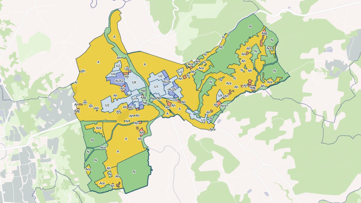 Aperçu cartographique de Villecomtal-sur-Arros, centré sur la commune