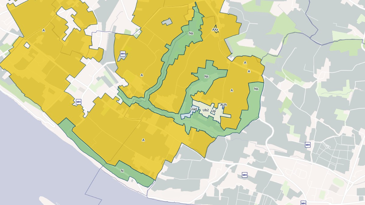 Aperçu cartographique de Saint-Seurin-de-Bourg, centré sur la commune