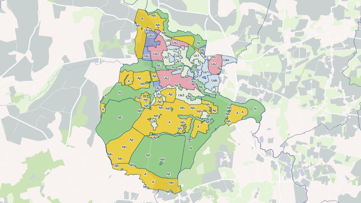 Aperçu cartographique de Montfort-sur-Meu, centré sur la commune