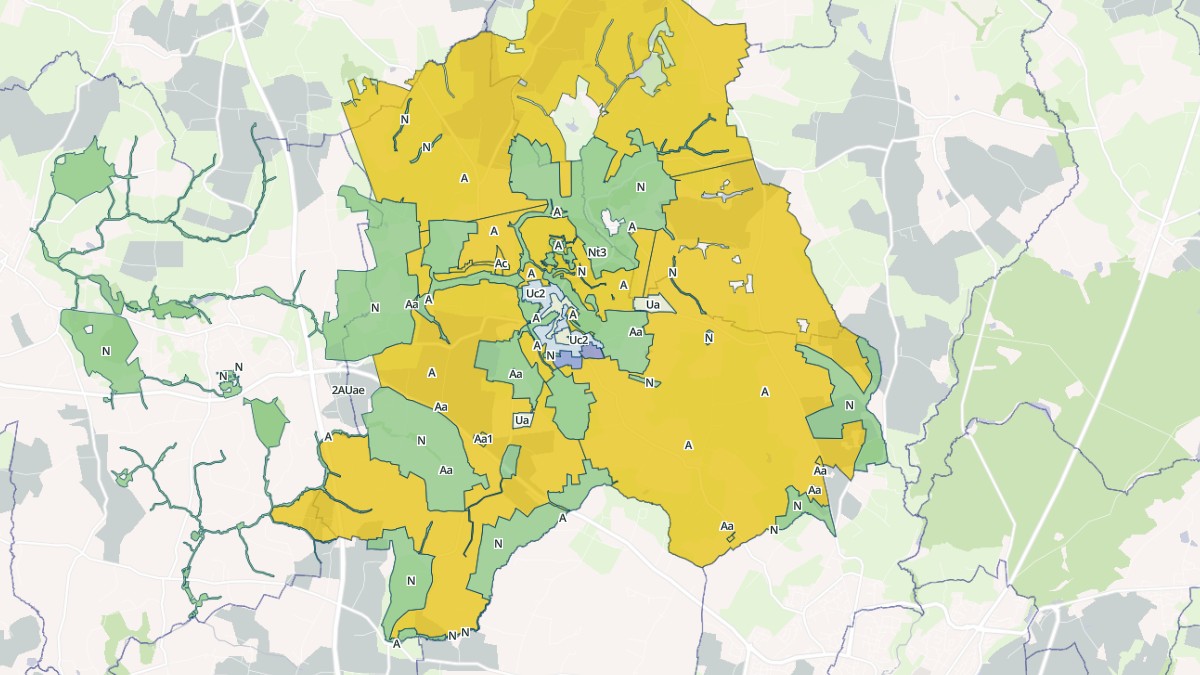 Aperçu cartographique de Saint-Germain-en-Coglès, centré sur la commune