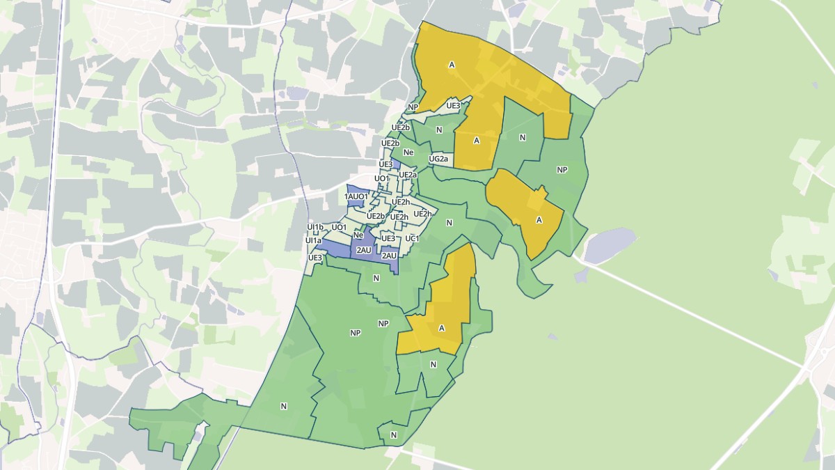 Aperçu cartographique de Saint-Sulpice-la-Forêt, centré sur la commune