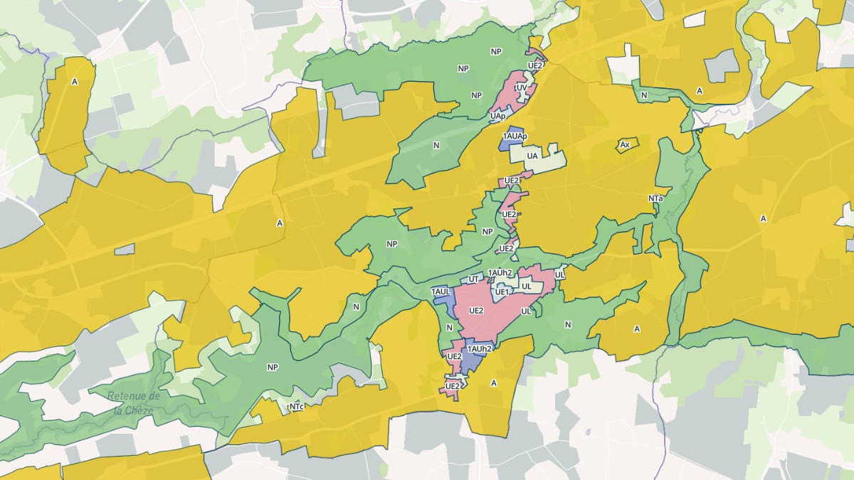Aperçu cartographique de Saint-Thurial, centré sur la commune
