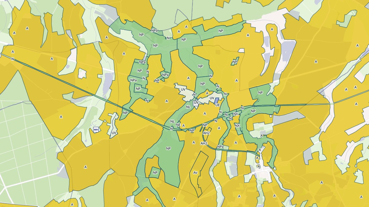 Aperçu cartographique de Champillet, centré sur la commune