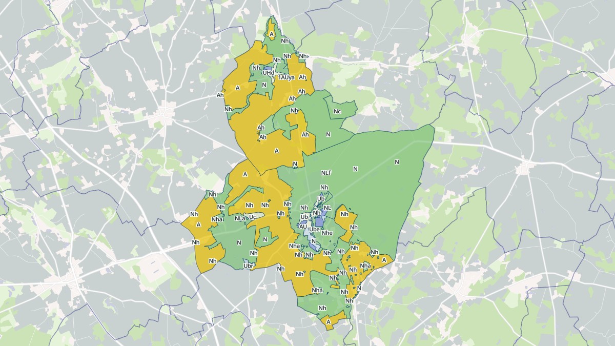 Aperçu cartographique de Beaumont-Louestault, centré sur la commune