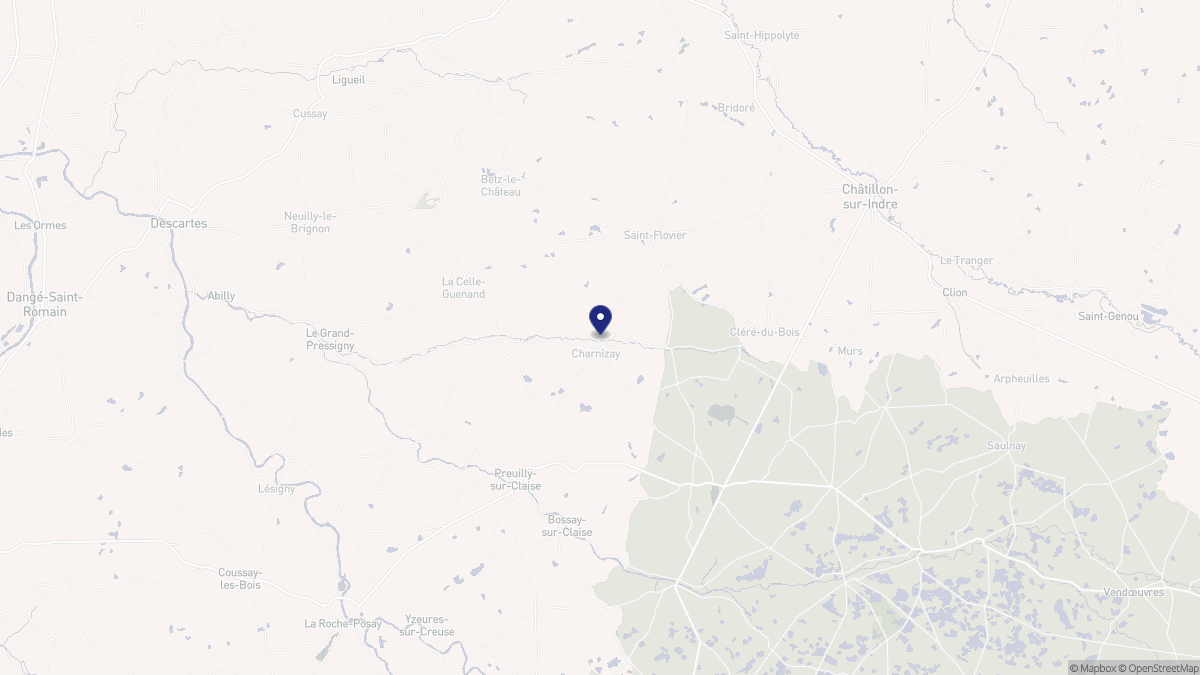 Aperçu cartographique de Charnizay, centré sur la commune