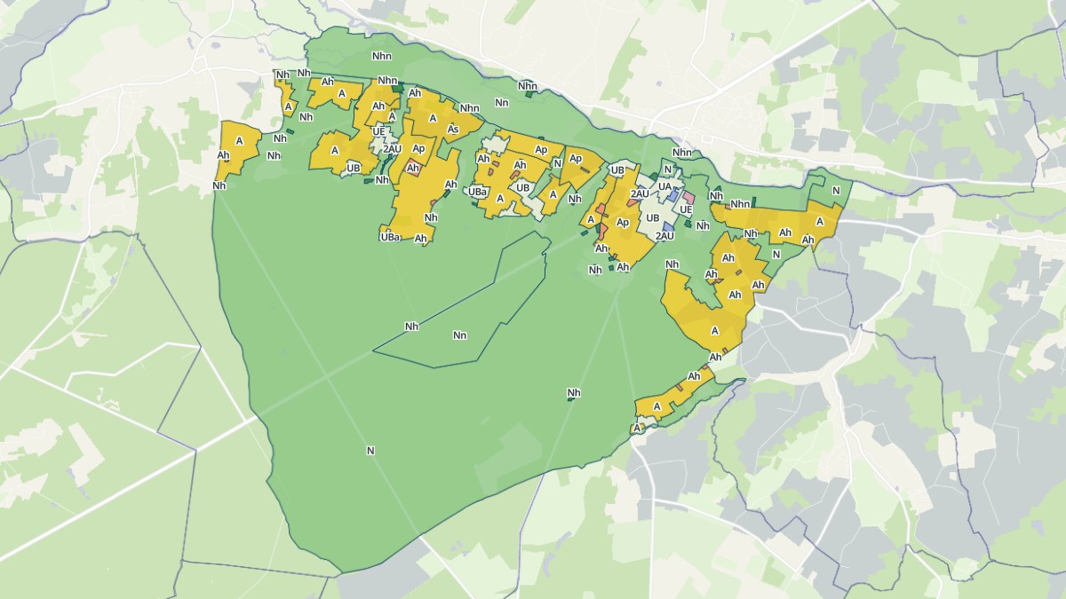 Aperçu cartographique de Cheillé, centré sur la commune