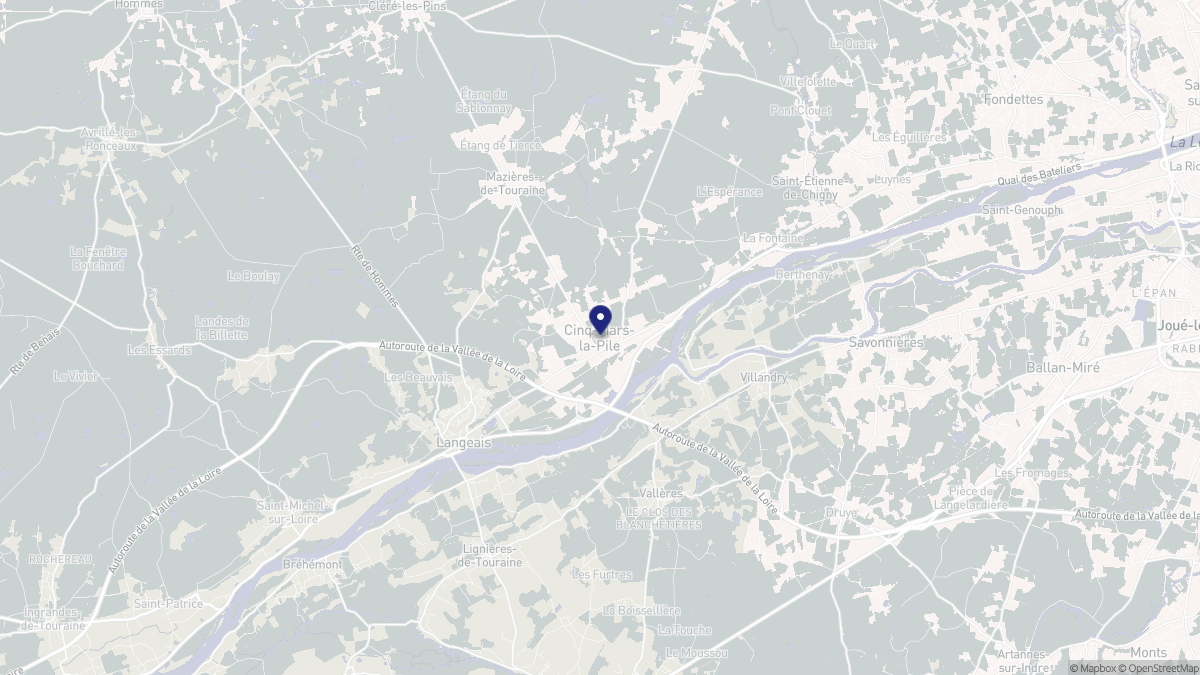 Aperçu cartographique de Cinq-Mars-la-Pile, centré sur la commune