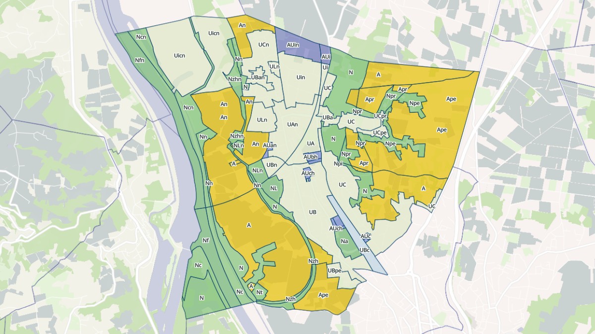 Aperçu cartographique de Saint-Maurice-l'Exil, centré sur la commune