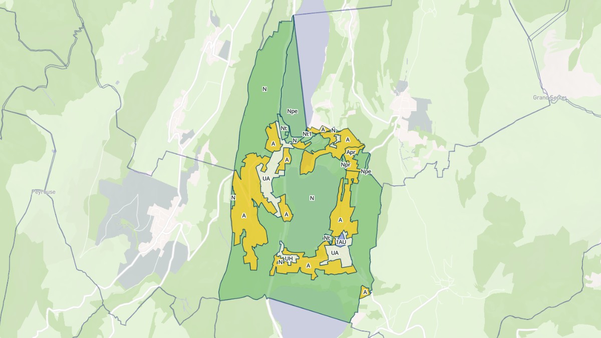Aperçu cartographique de Saint-Théoffrey, centré sur la commune
