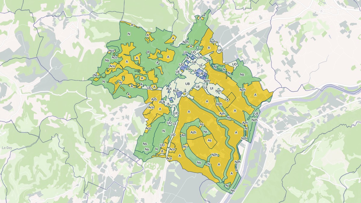 Aperçu cartographique de Tullins, centré sur la commune