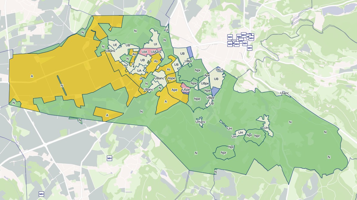 Aperçu cartographique de Villemoirieu, centré sur la commune