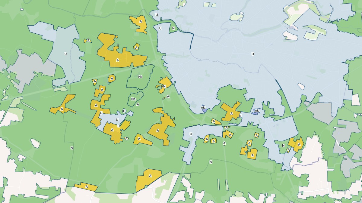 Aperçu cartographique de Saint-Pierre-du-Mont, centré sur la commune