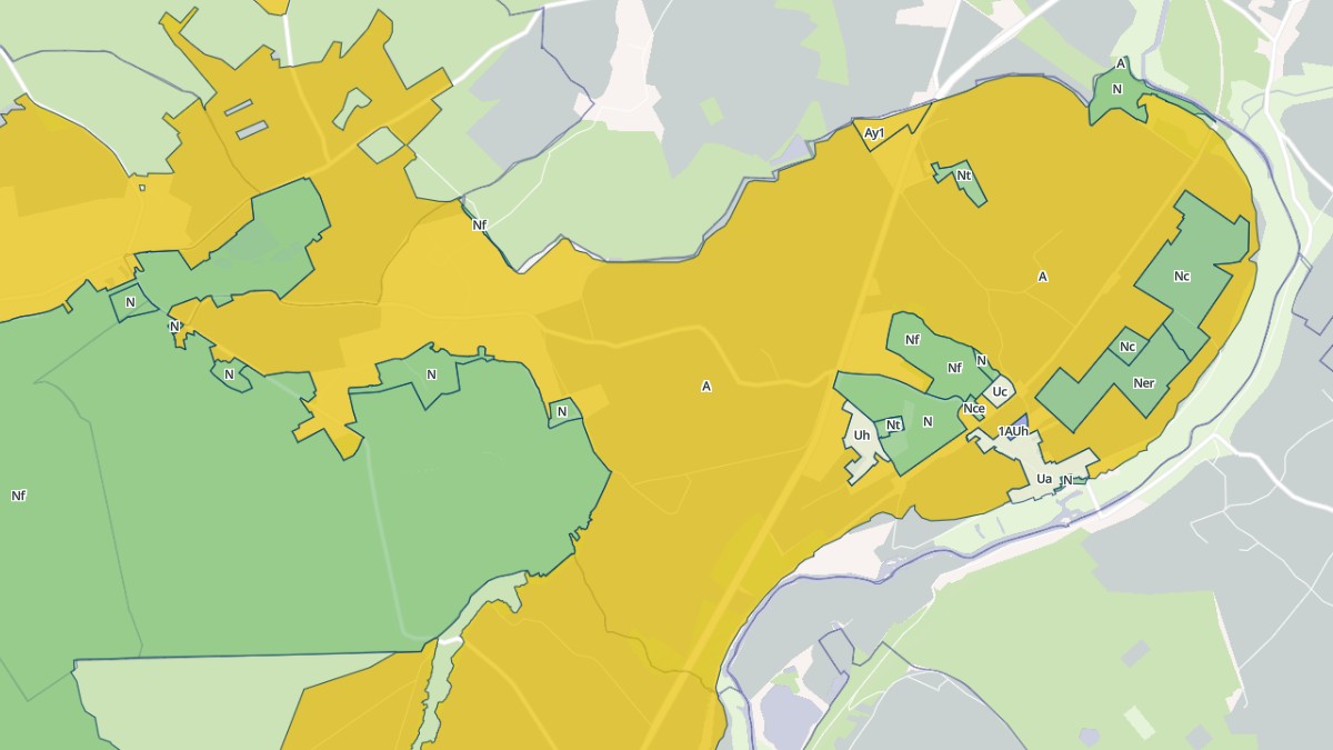 Aperçu cartographique de Saint-Jean-Froidmentel, centré sur la commune