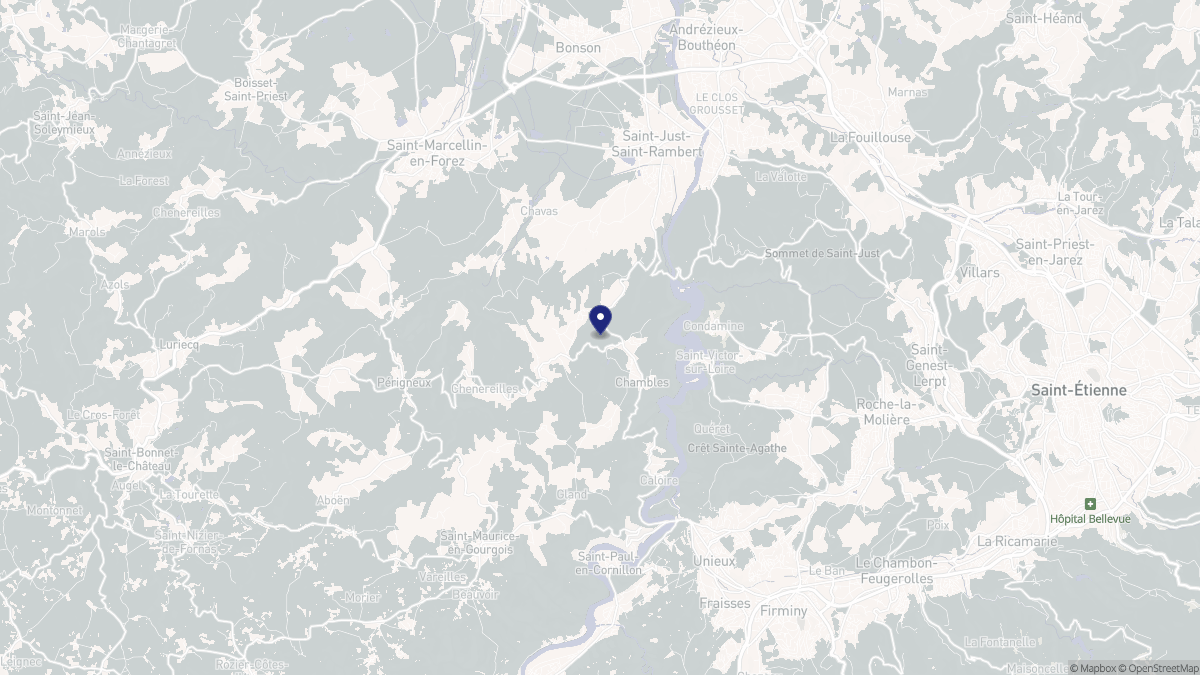Aperçu cartographique de Chambles, centré sur la commune