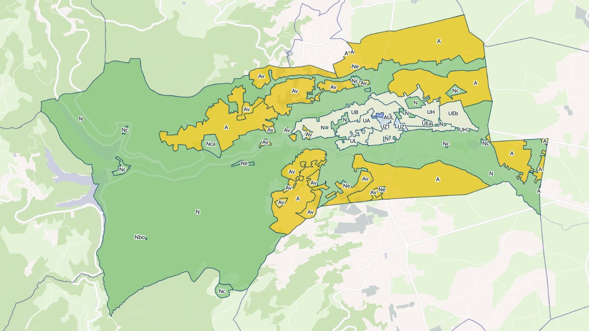 Aperçu cartographique de Renaison, centré sur la commune