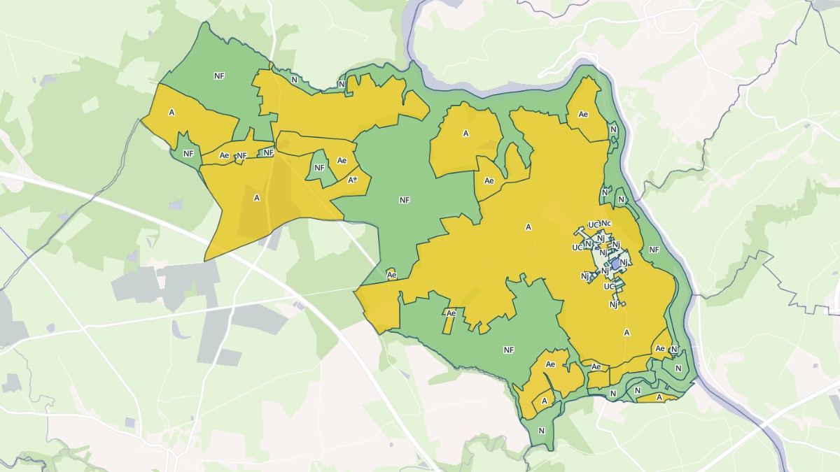 Aperçu cartographique de Saint-Georges-de-Baroille, centré sur la commune