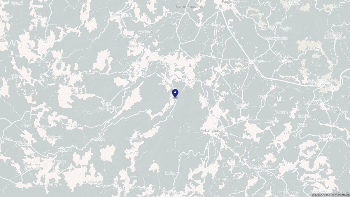 Aperçu cartographique de Aubazat, centré sur la commune
