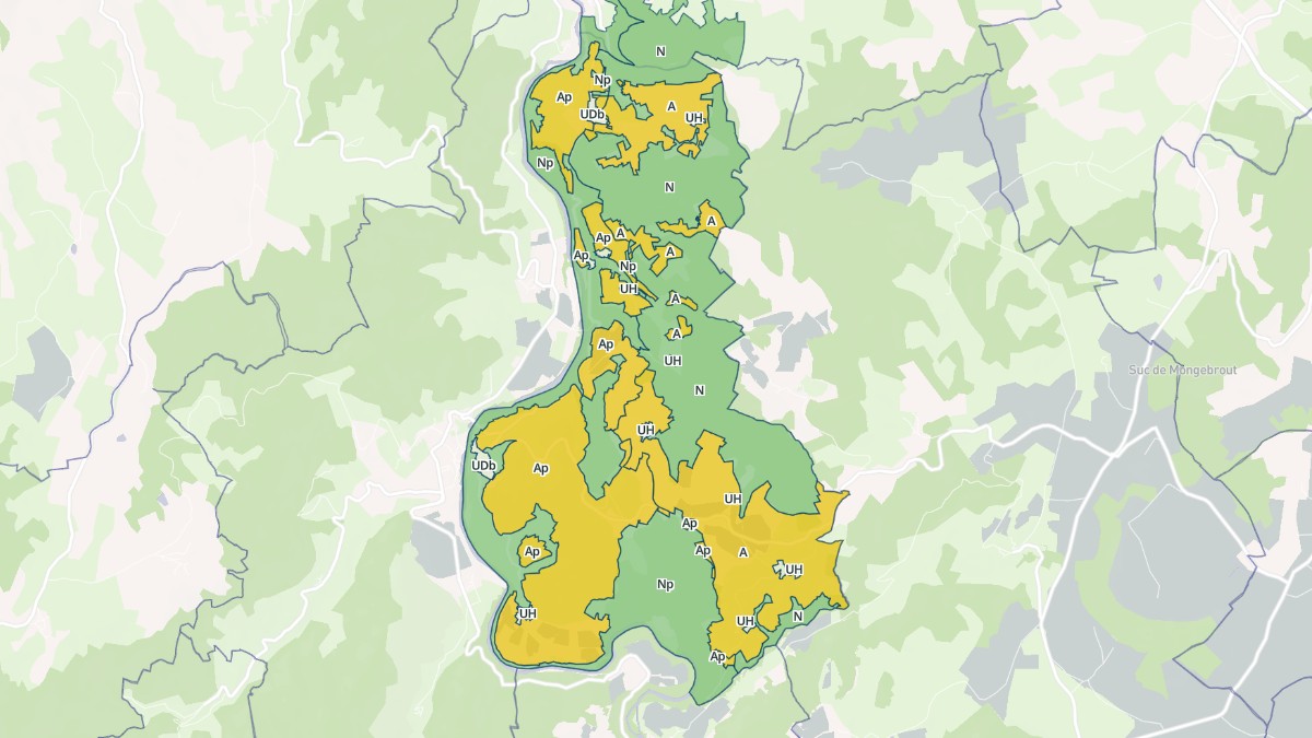 Aperçu cartographique de Saint-Ilpize, centré sur la commune