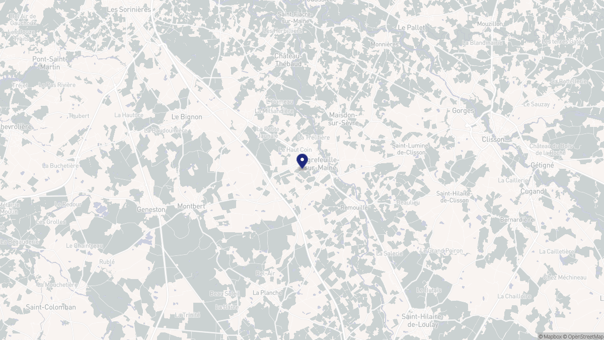 Aperçu cartographique de Aigrefeuille-sur-Maine, centré sur la commune