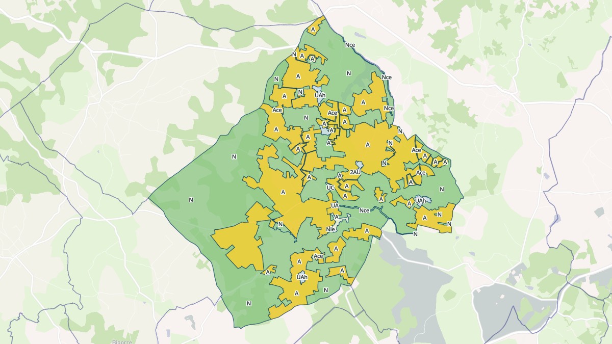 Aperçu cartographique de Laramière, centré sur la commune