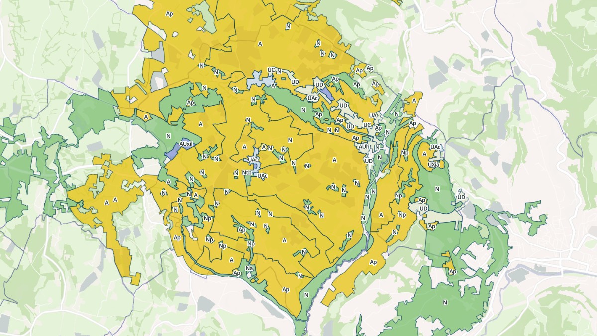 Aperçu cartographique de Lissac-et-Mouret, centré sur la commune
