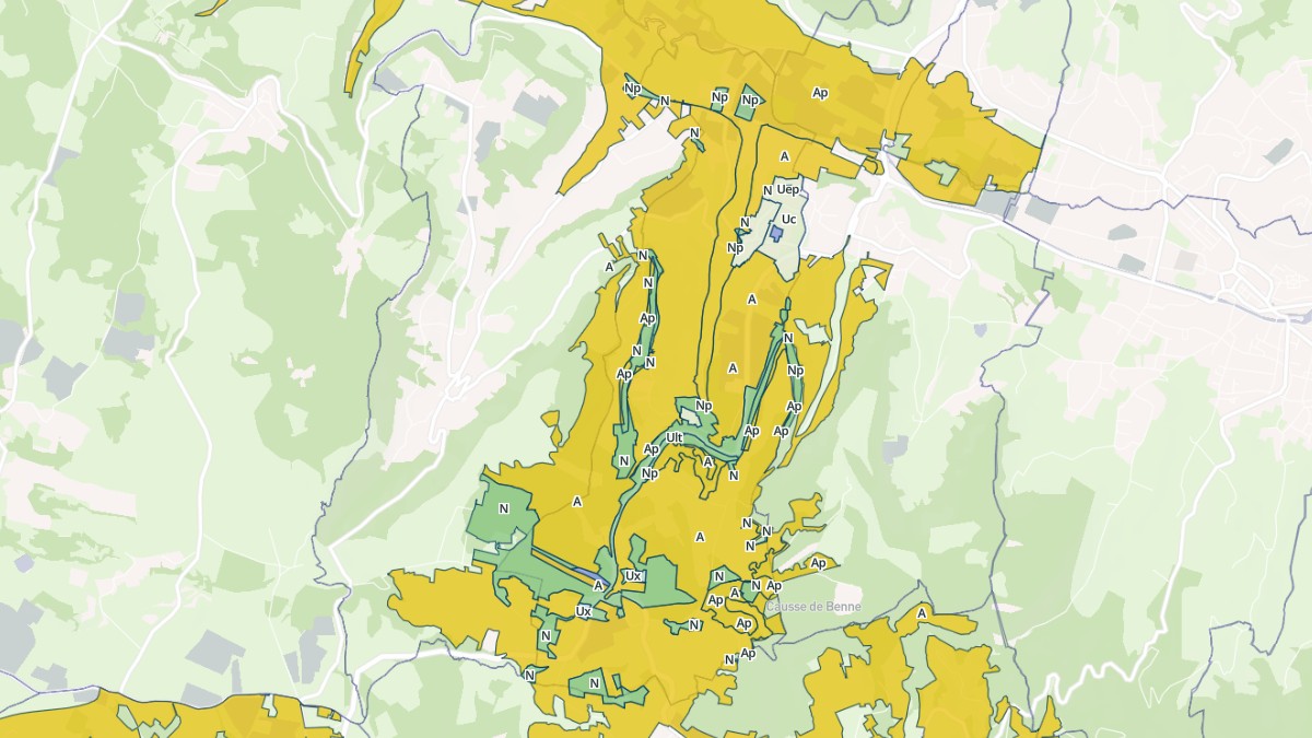 Aperçu cartographique de Saint-Médard-de-Presque, centré sur la commune