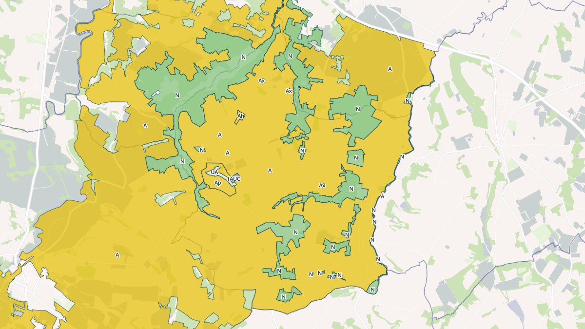 Aperçu cartographique de Cuq, centré sur la commune