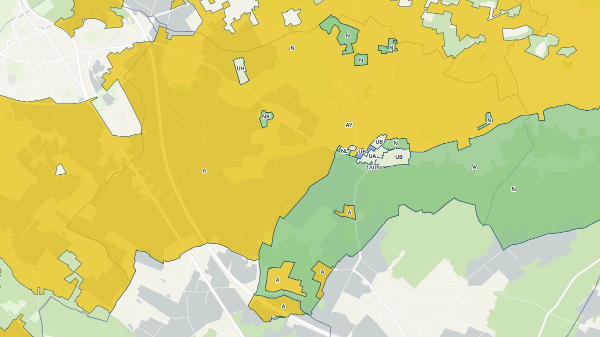 Aperçu cartographique de Blou, centré sur la commune