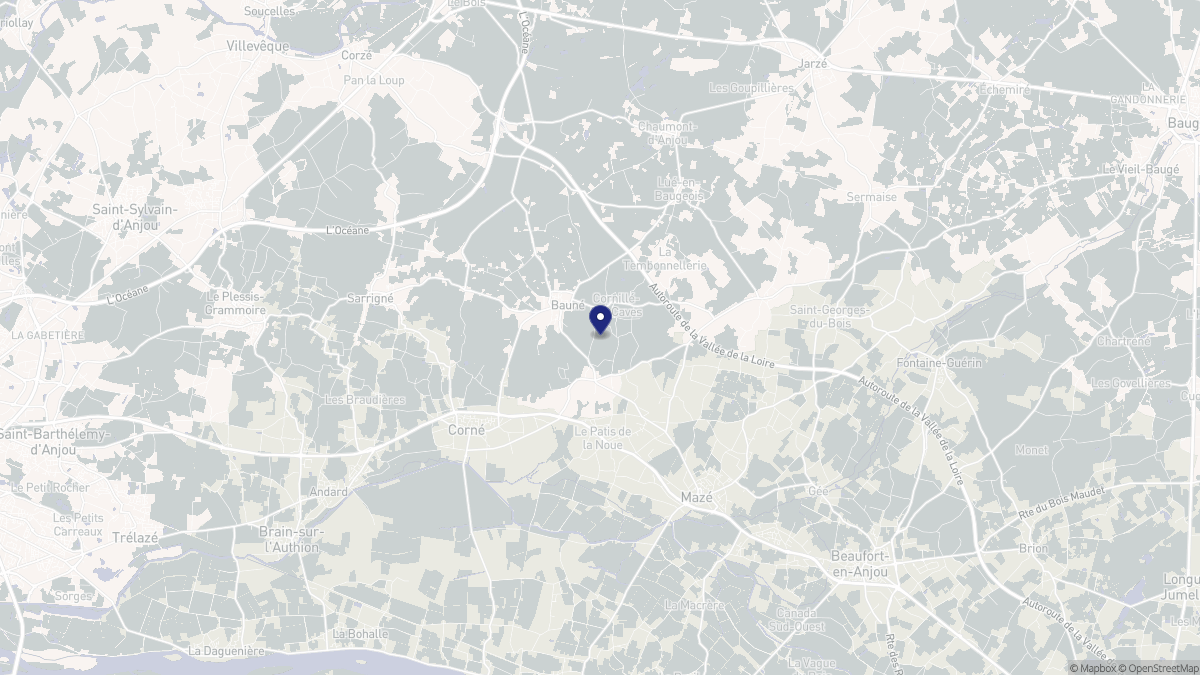 Aperçu cartographique de Cornillé-les-Caves, centré sur la commune