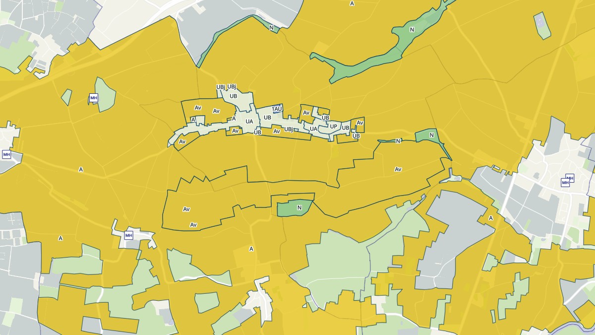 Aperçu cartographique de Courchamps, centré sur la commune