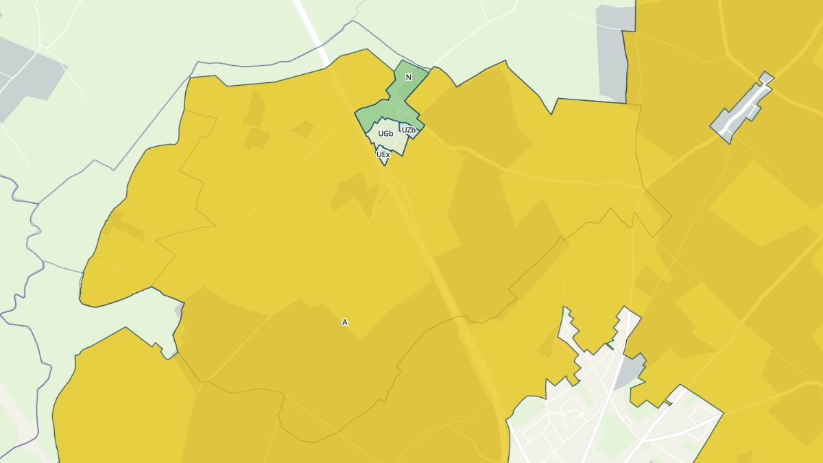 Aperçu cartographique de Neuville-au-Plain, centré sur la commune